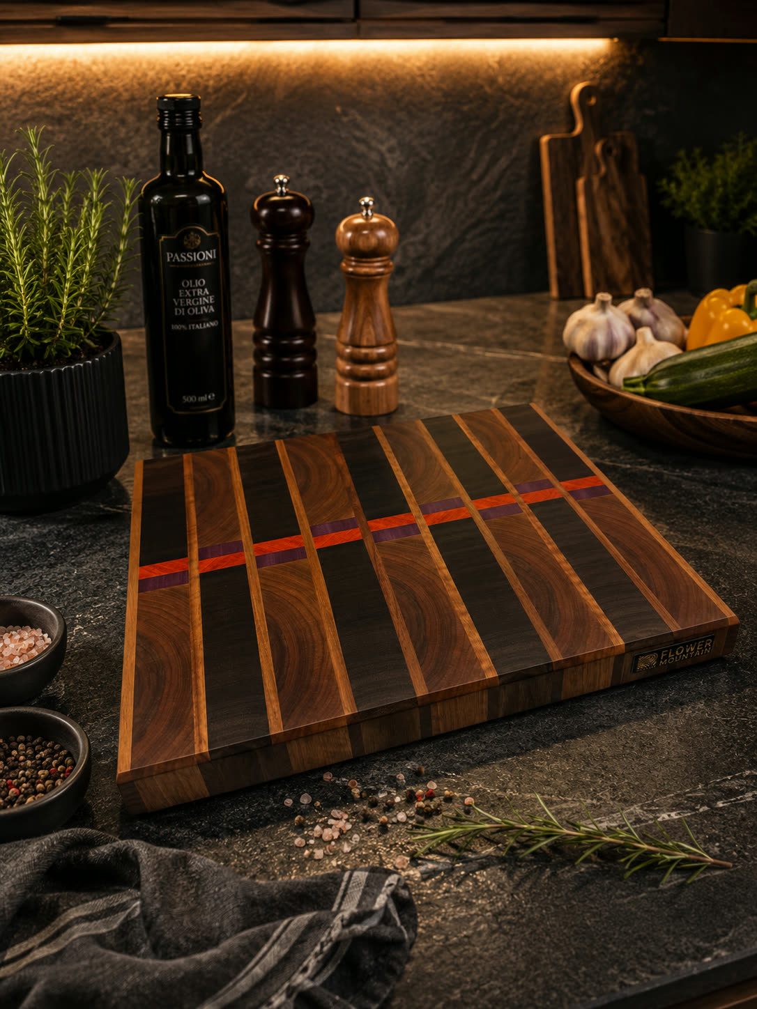 Master Board — Padouk · Nuss · Olivenholz · Amaranth